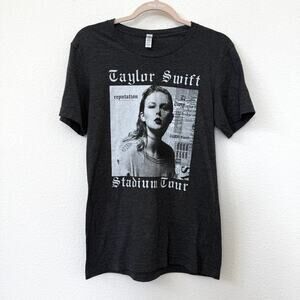 Taylor Swift Reputation Stadium Tour Concert Tee Black Graphic Band T Shirt S